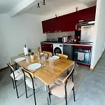 Le Toit Terrasse L 2 L Terrasse * Castres (Tarn)