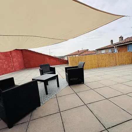Le Toit Terrasse L 2 L Terrasse * Castres (Tarn)